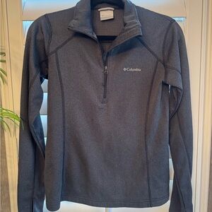 Columbia Charcoal Quarter-Zip Fleece. Excellent Condition.